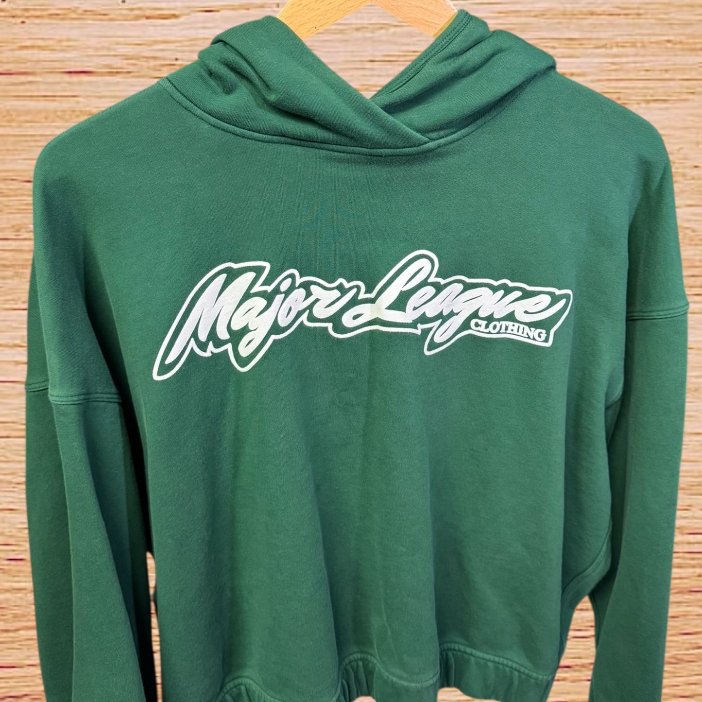 Modern women’s cropped hoodie (Medium)