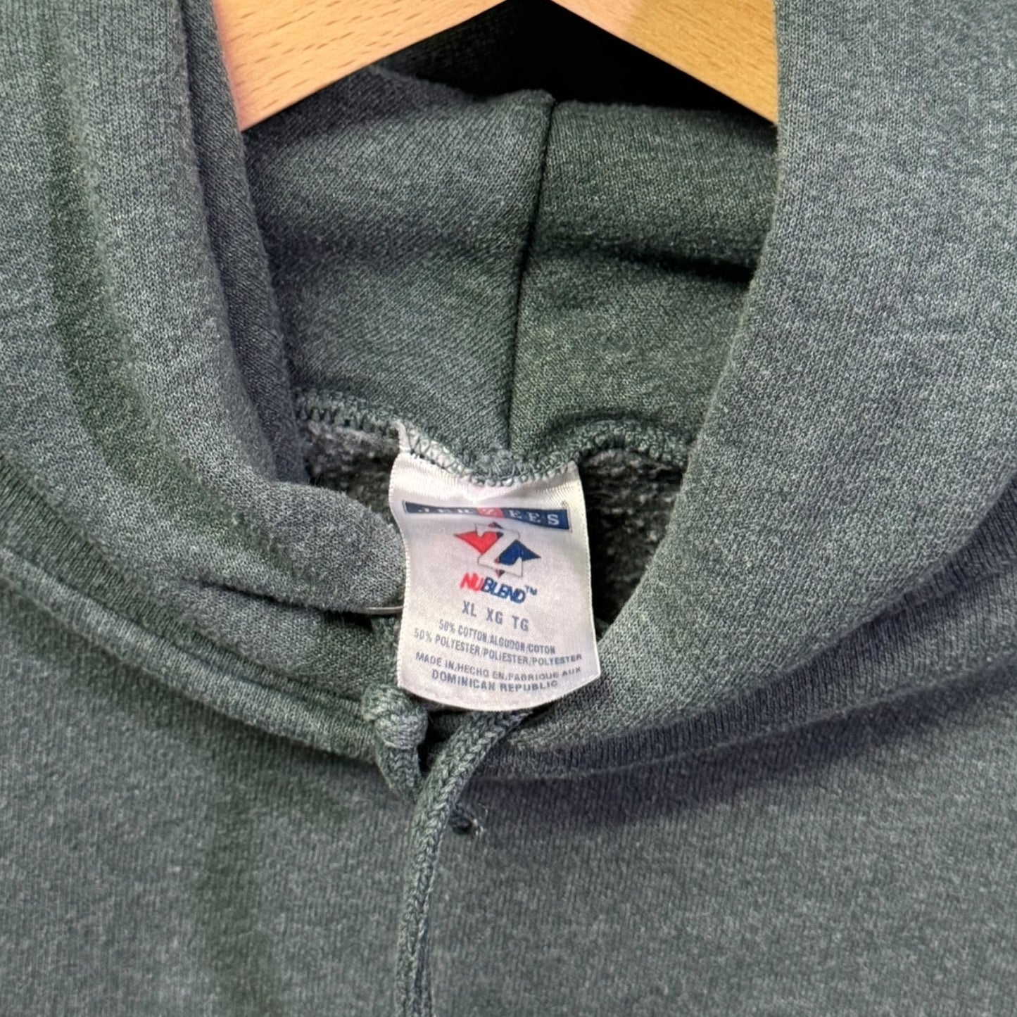 00s Jerzees hoodie (XL)