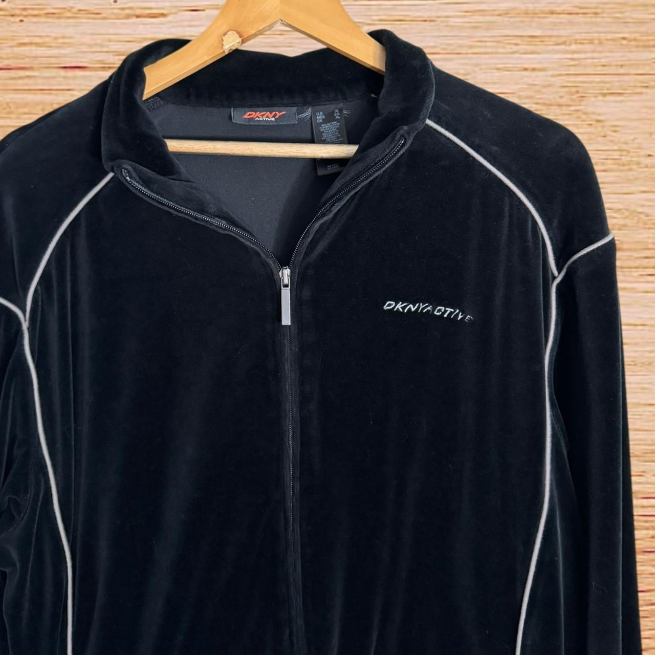 DKNY Active velvet jacket (XL)