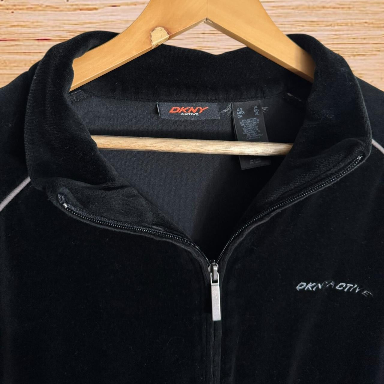 DKNY Active velvet jacket (XL)