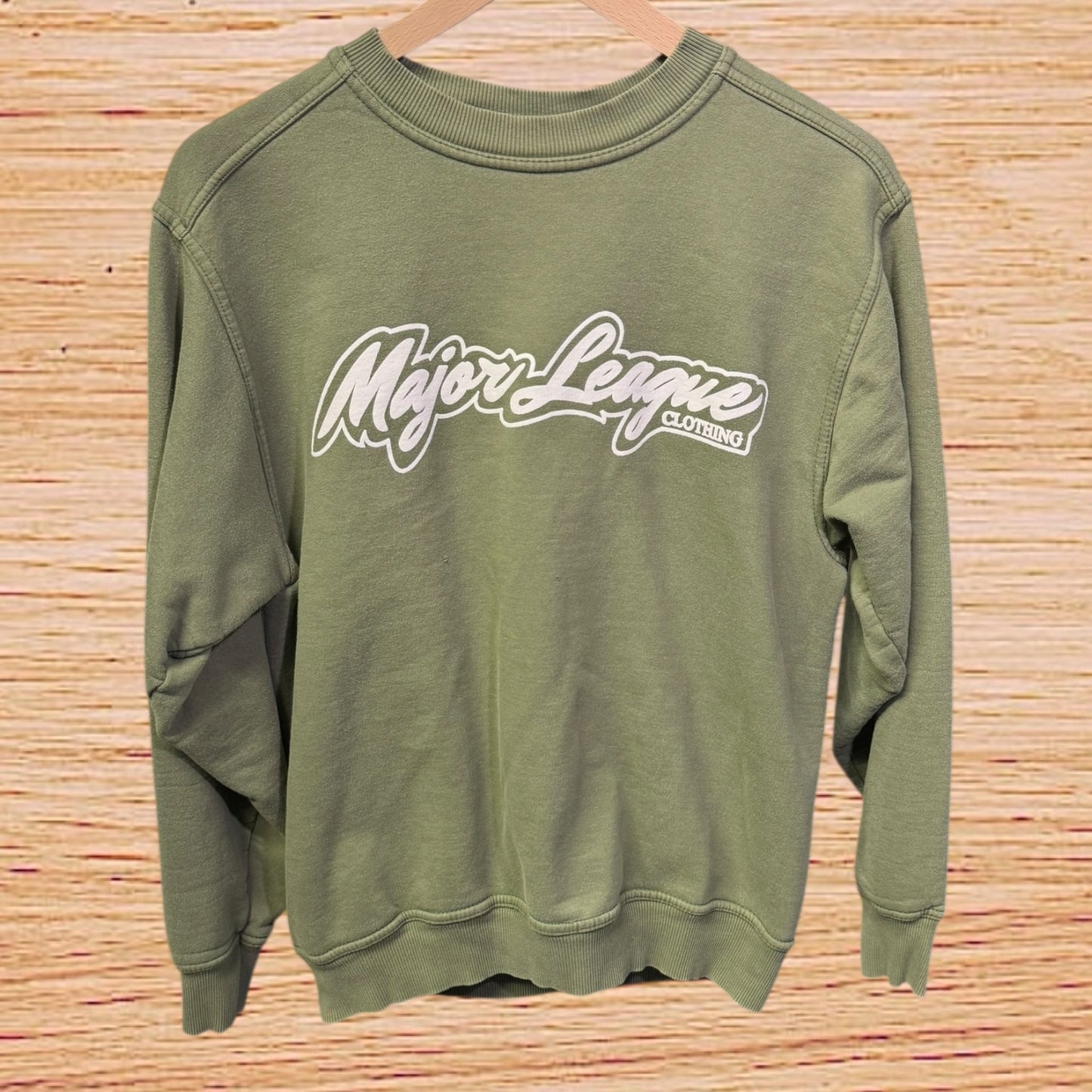 Pluma by Russell crewneck (Medium)