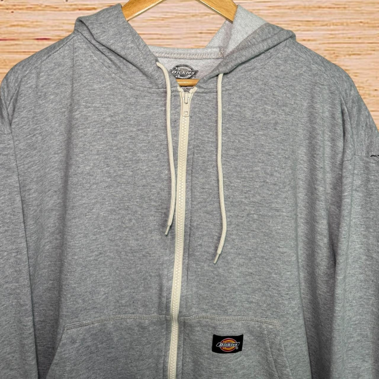 Dickies zip up hoodie (Medium)
