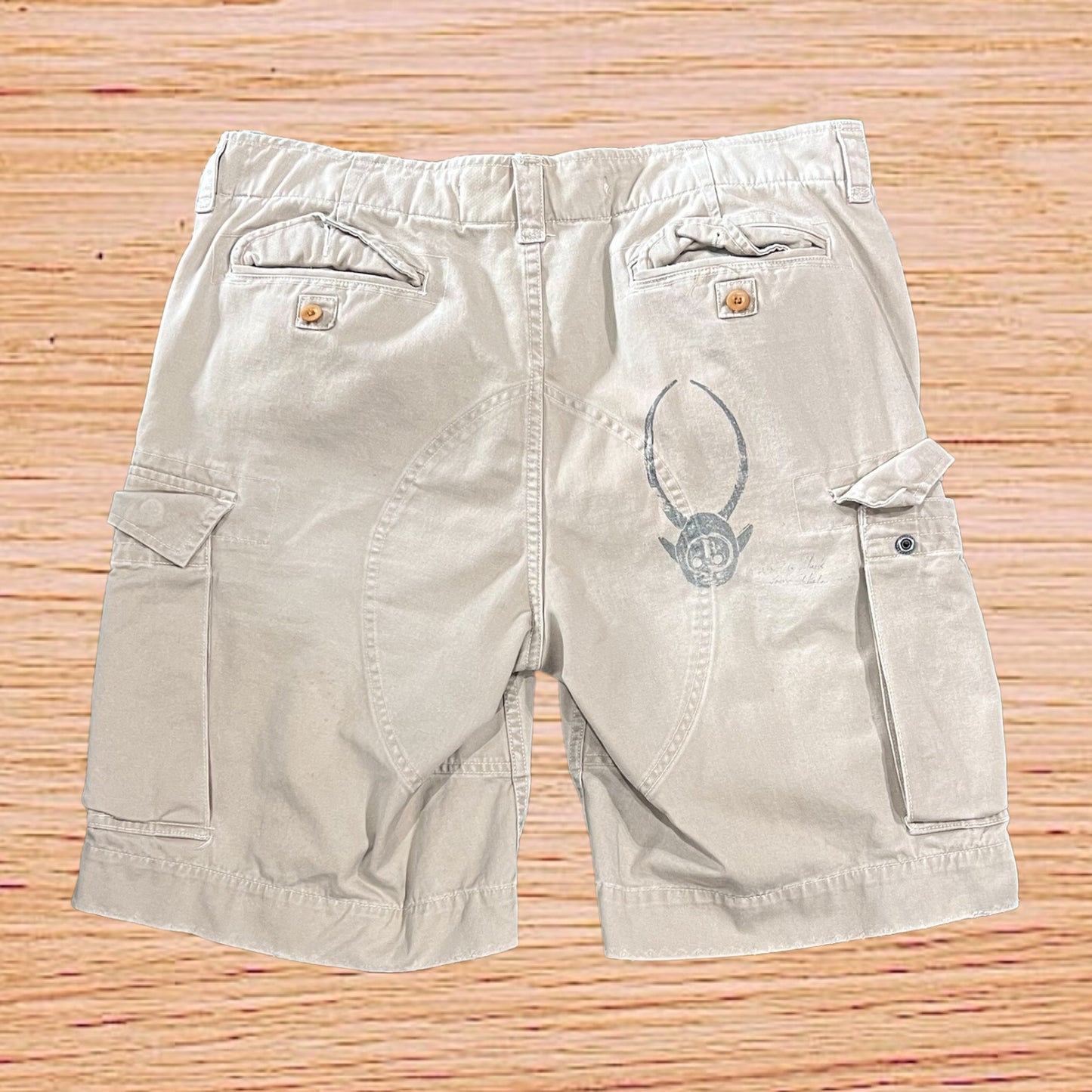 Polo Ralph Lauren cargo shorts (34”)