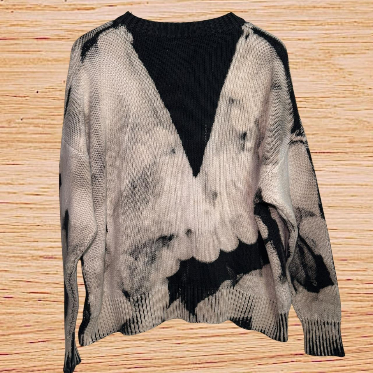 90s bleached knitted sweater (Medium)