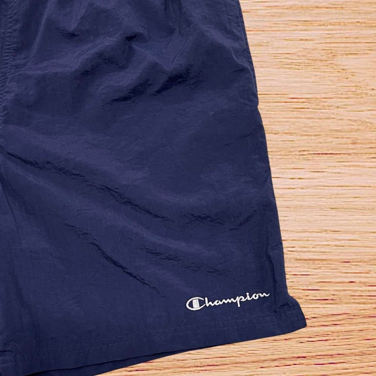 00s Champion shorts (29”)