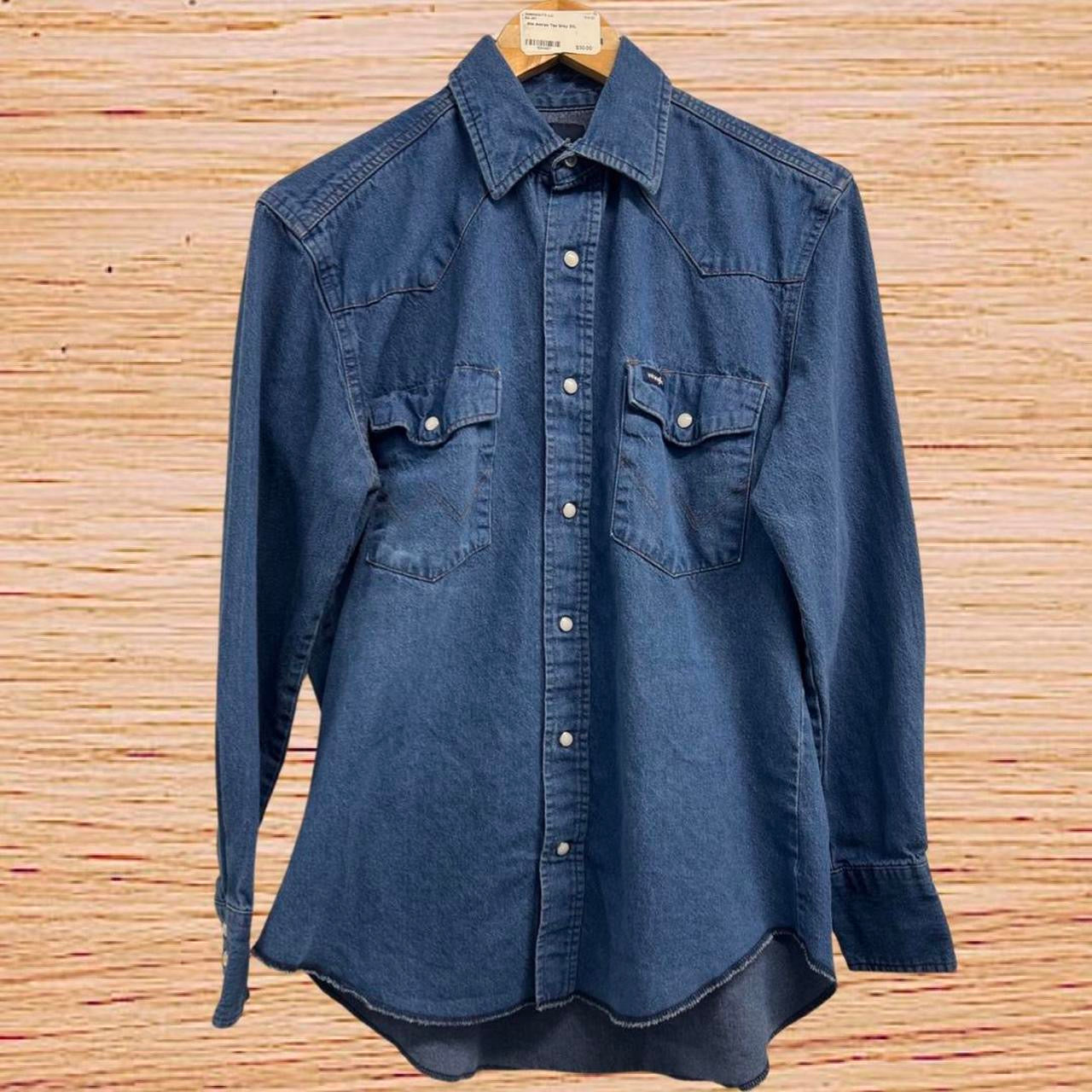 Wrangler denim shirt (Medium)