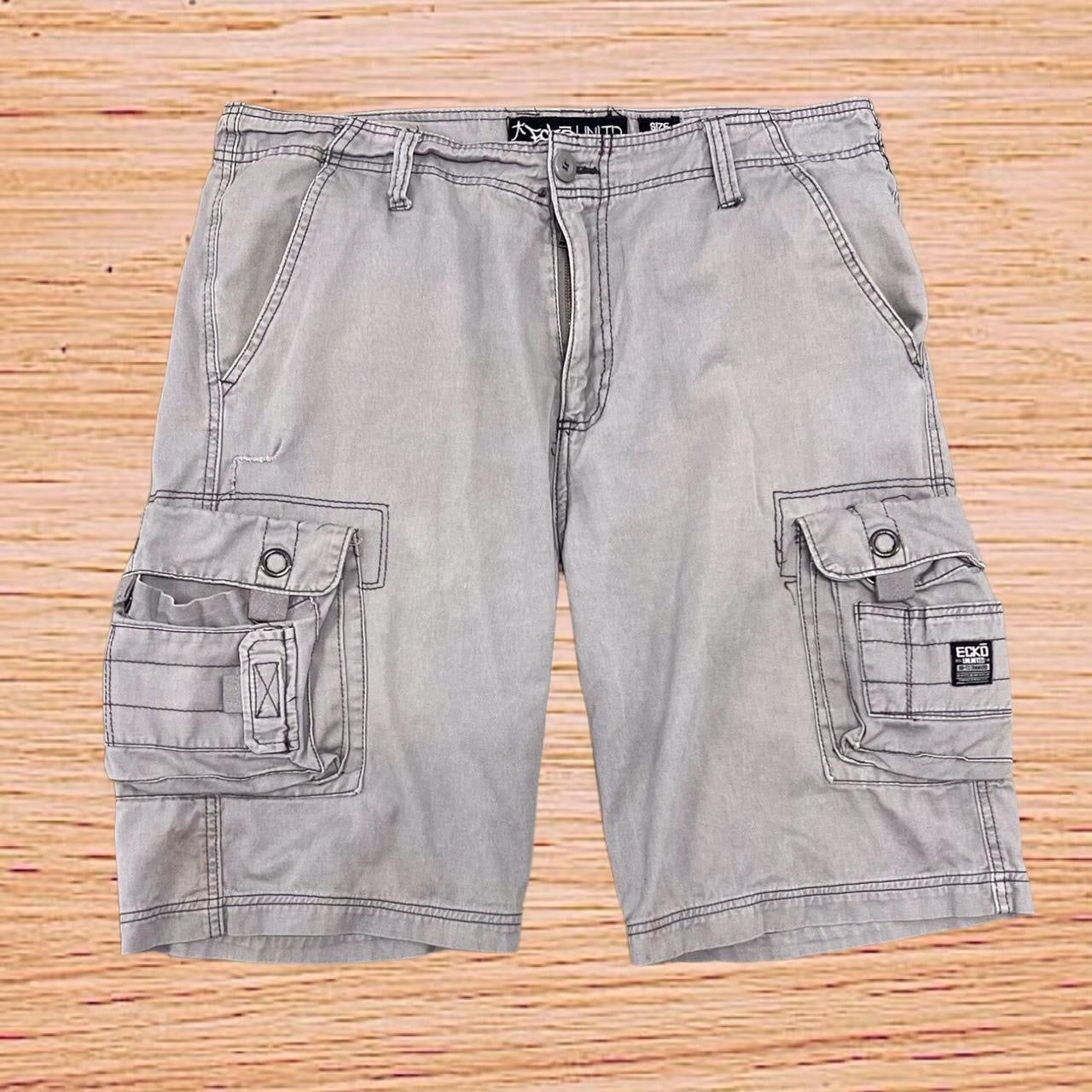 Ecko Unlimited cargo shorts (36”)