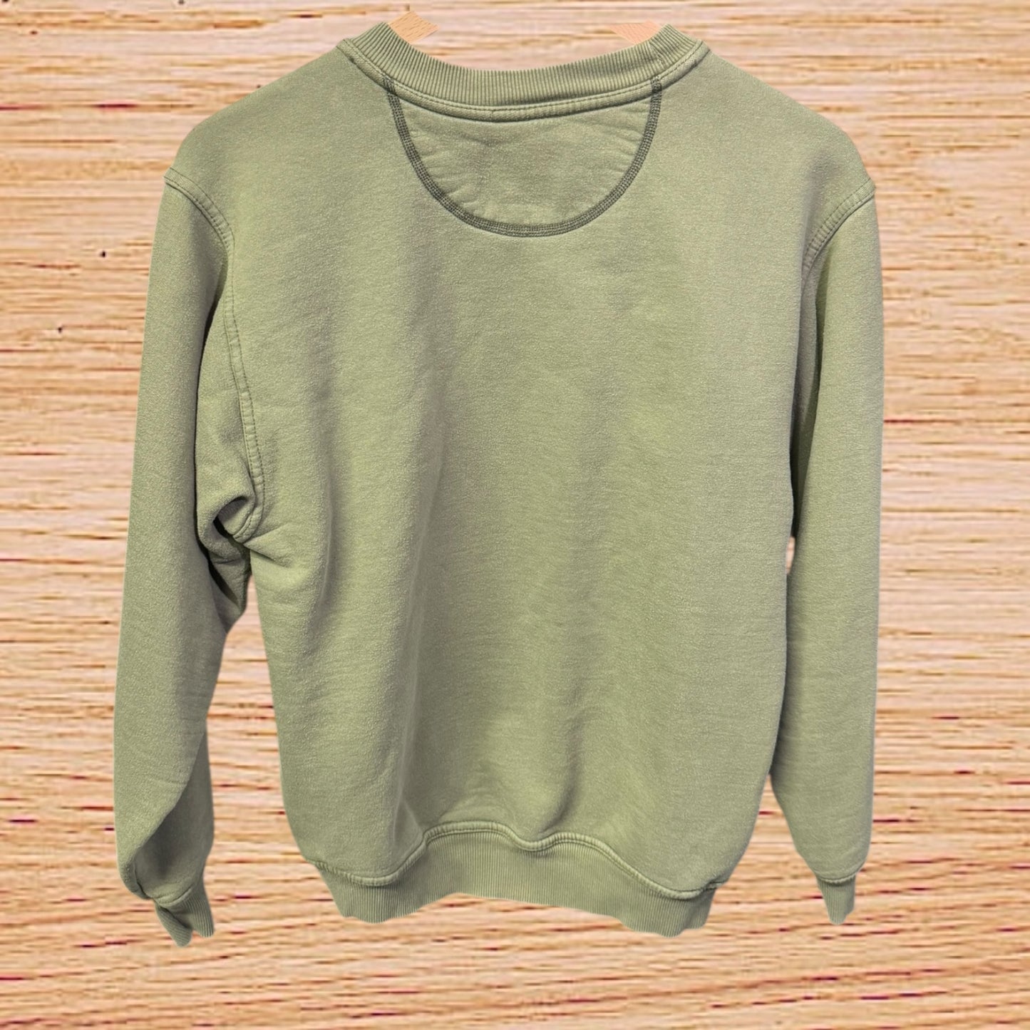 Pluma by Russell crewneck (Medium)