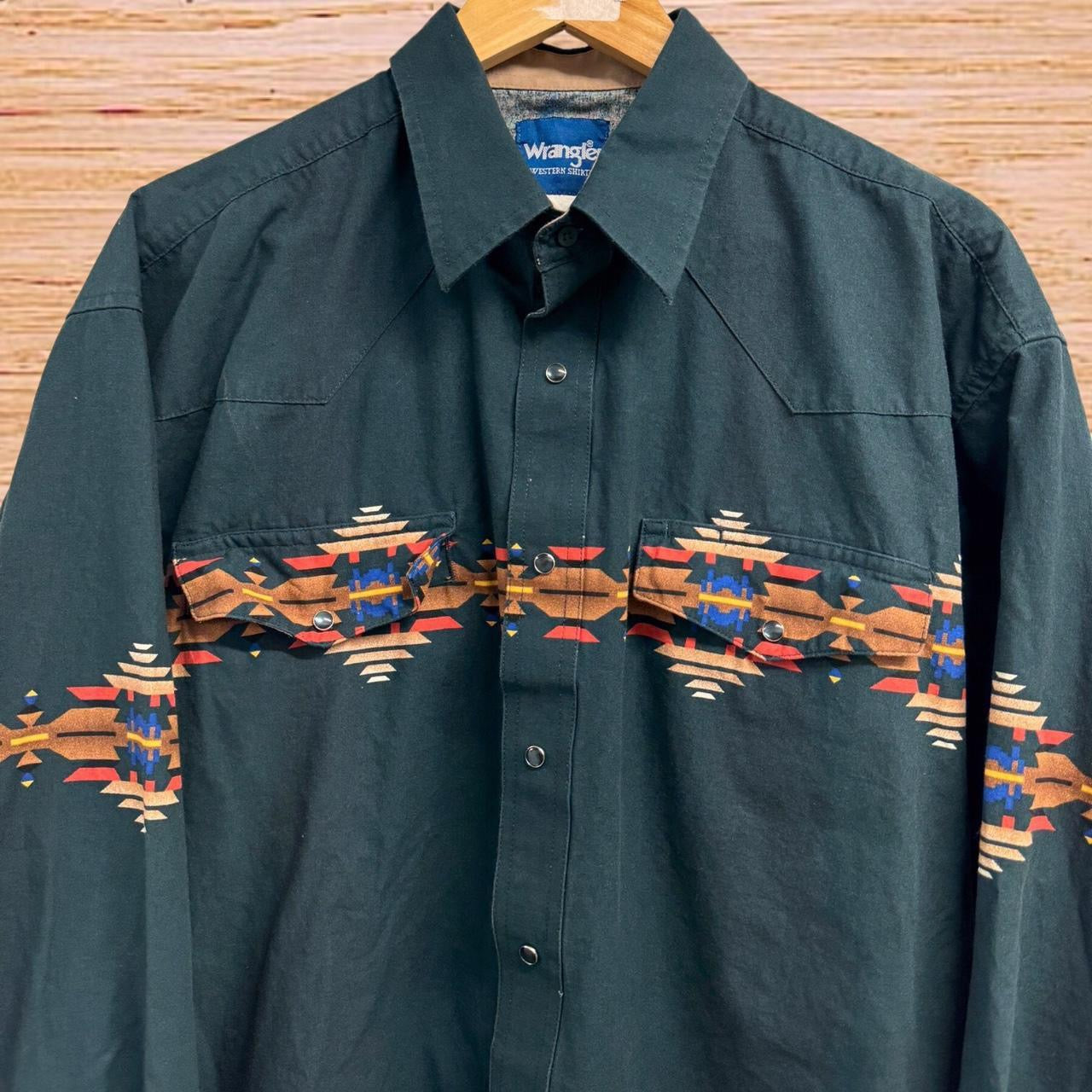 Wrangler pearl snap (XL)