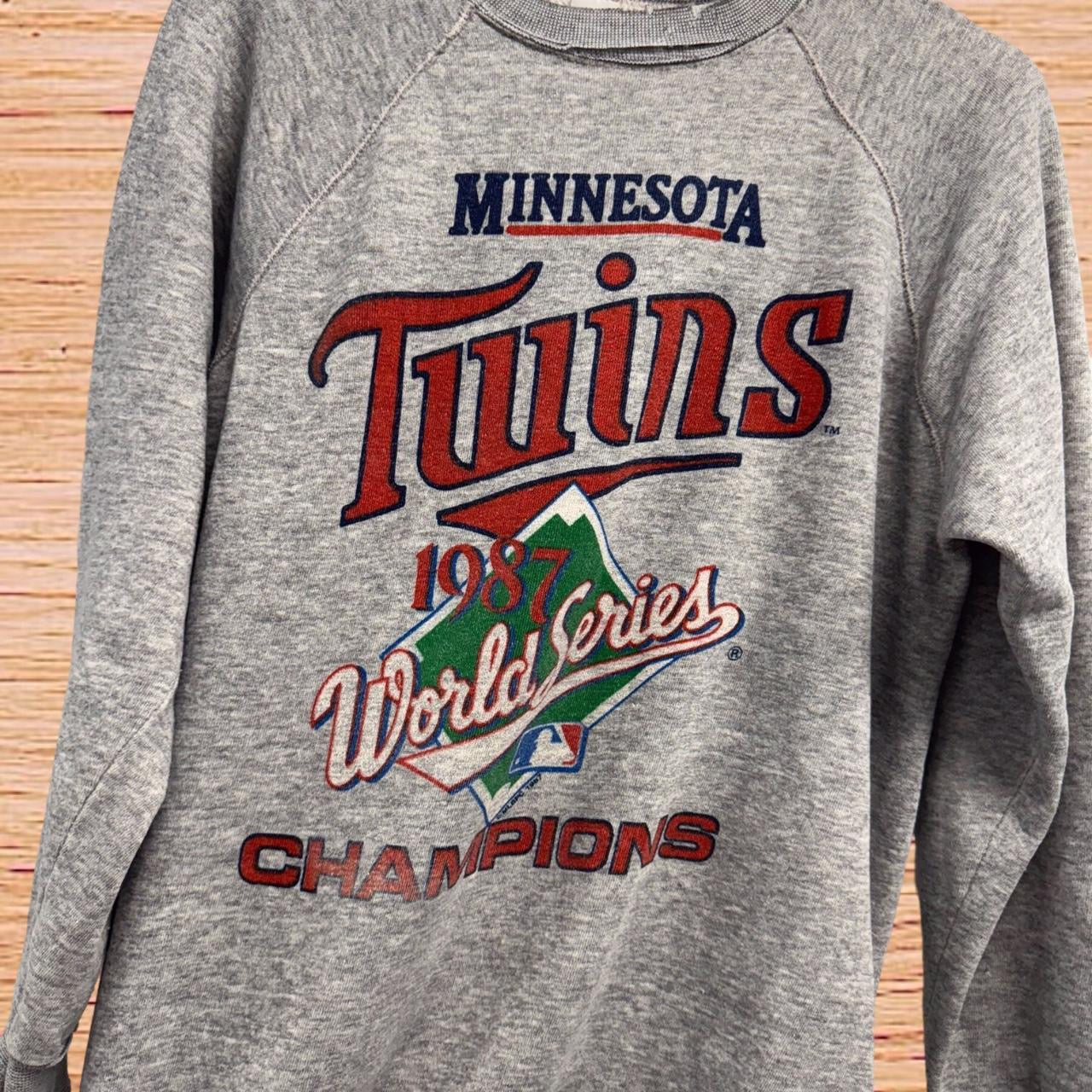 1987 Twins crewneck (Large)