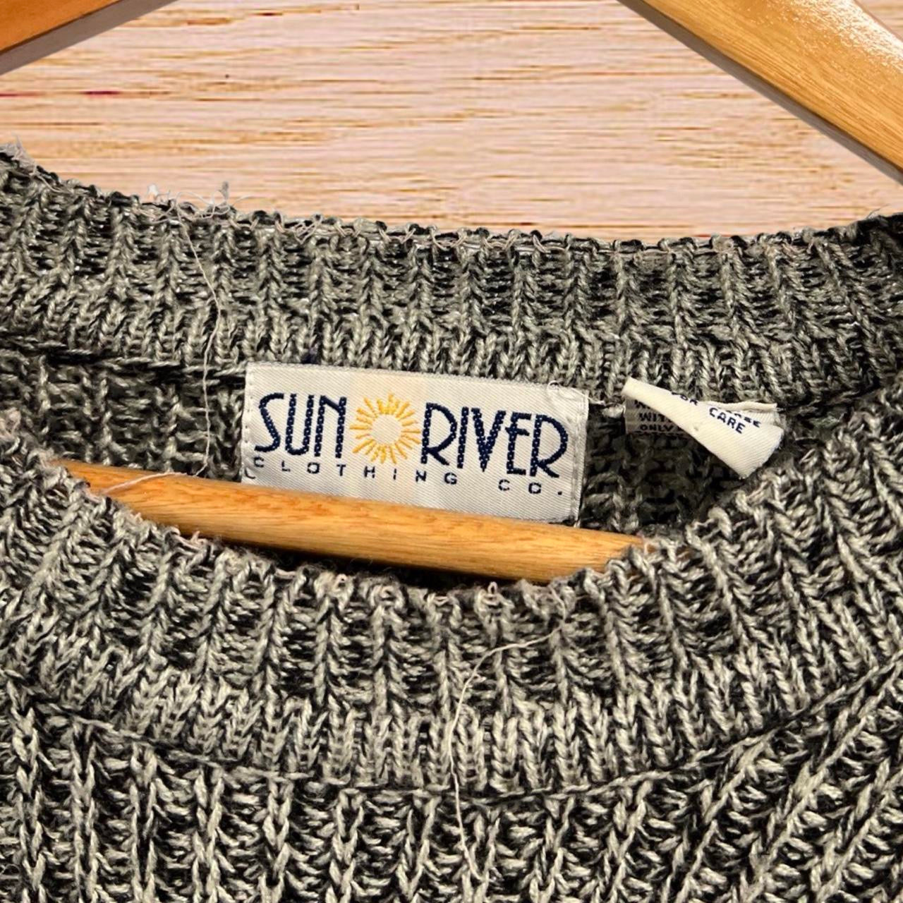 Sun river knitted sweater (Large)