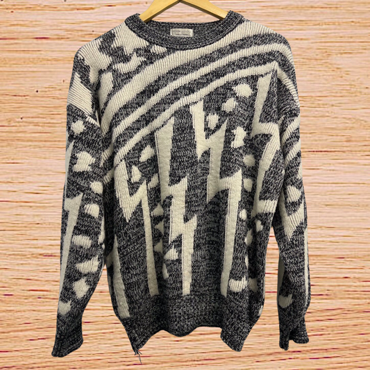 Culture collection knitted sweater (Large)