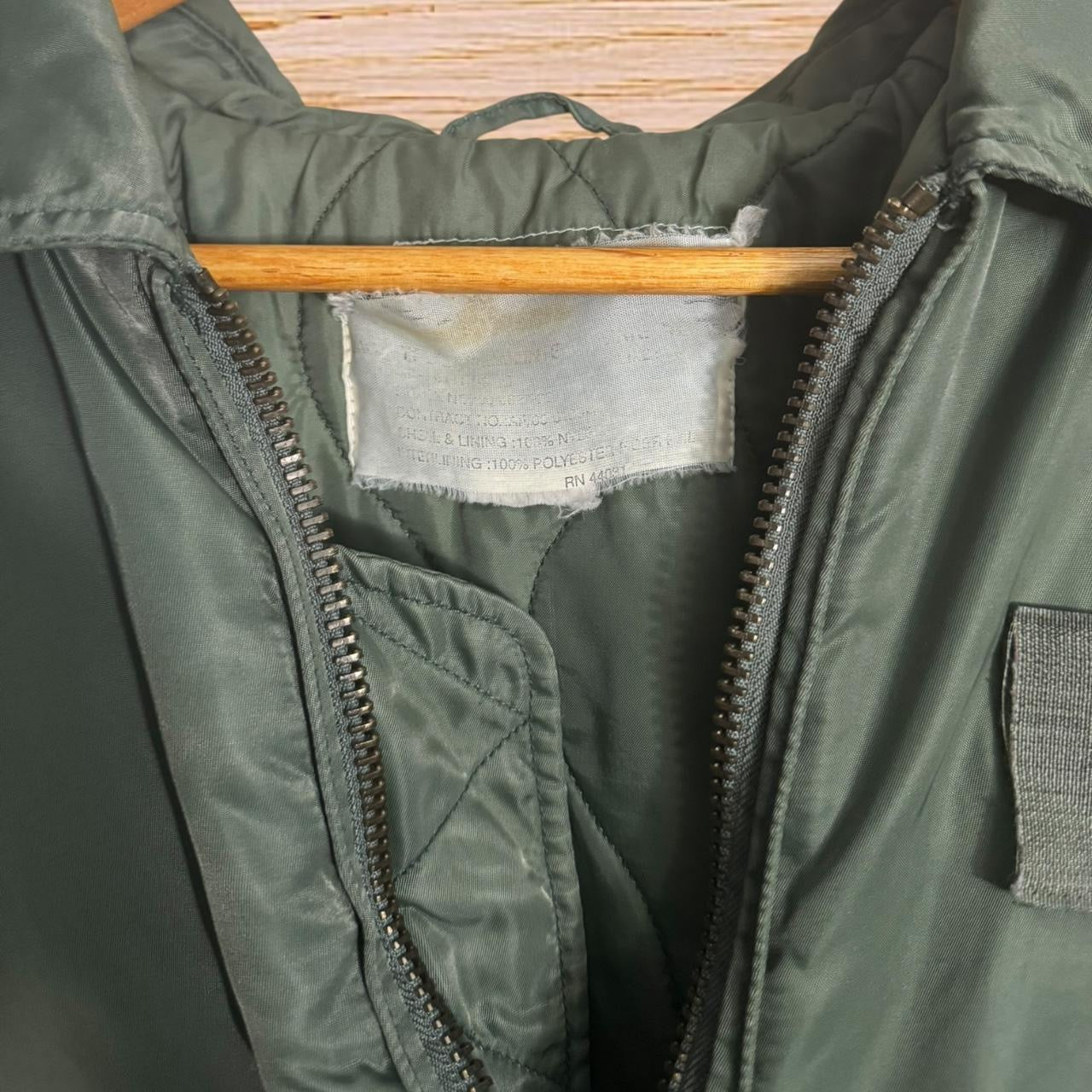 Rothco Ma-1 jacket (Large)
