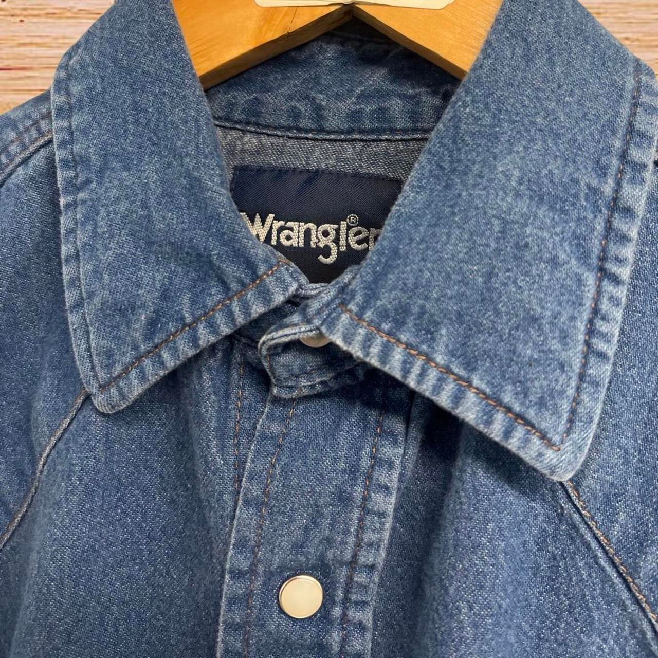 Wrangler denim shirt (Medium)